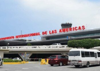 Disponen nuevas medidas preventivas en aeropuertos RD