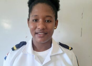 Agente penitenciaria embarazada y esposo fallecen en accidente de tránsito