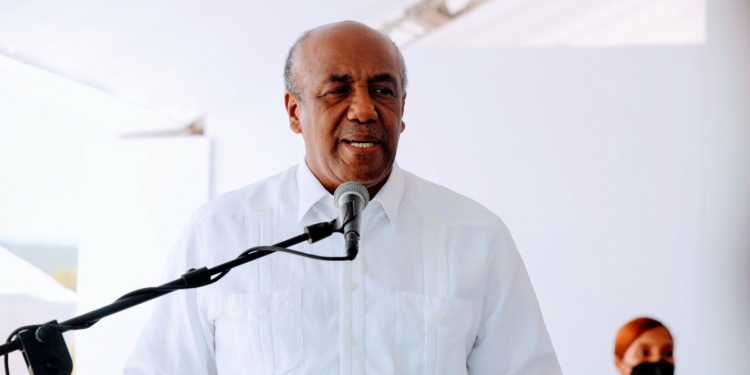 Almonte resalta aportes del sector minero a la economía dominicana