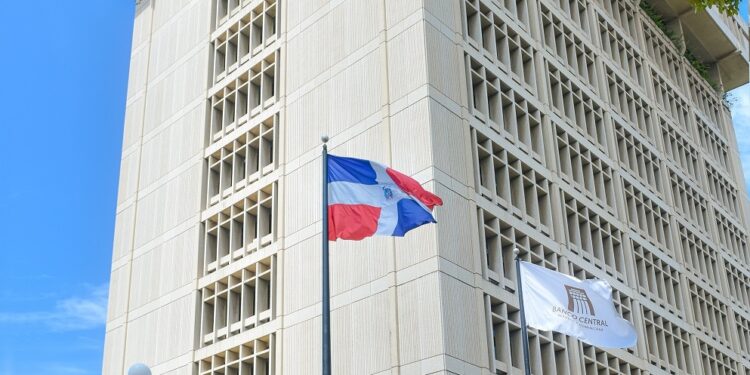 Turismo apuntala tendencia hacia la recuperación de la economía dominicana