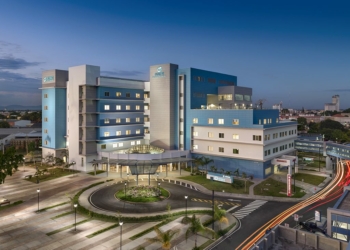 CEDIMAT informa salud de médicos afectados en incendio