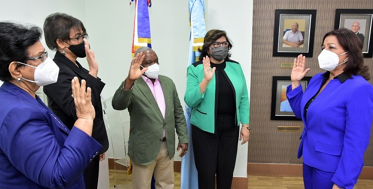 Inafocam paga desde octubre RD$600 millones a universidades y a estudiantes de educación