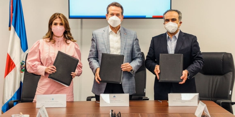 Convenio para impulsar sostenibilidad y cultura de reciclaje