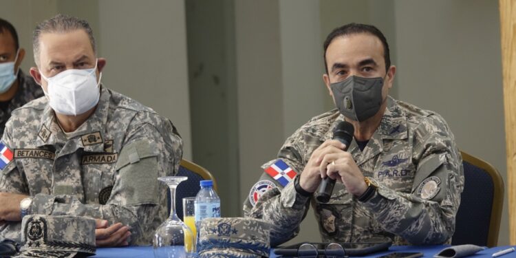 Fuerzas de seguridad coordinan fortalecer Toque de queda en Navidad