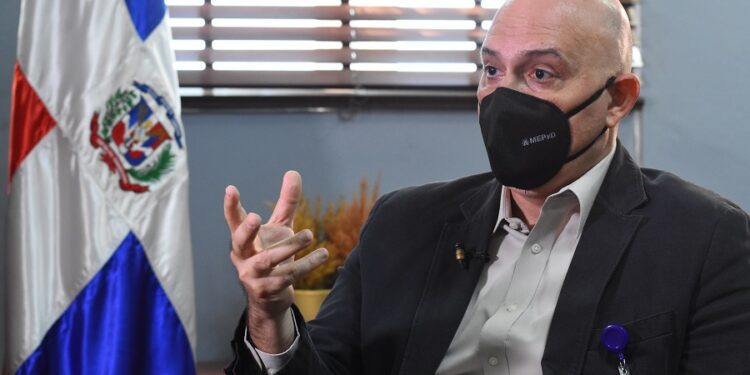 Gobierno y cooperación internacional evalúan  la recuperación post-COVID de RD