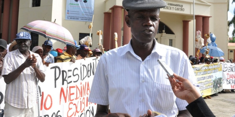 Presidente Abinader emite decreto con el que pensiona a 295 cañeros