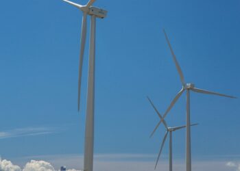 Empresas filiales del Popular aquieren parque eólico de Matafondo