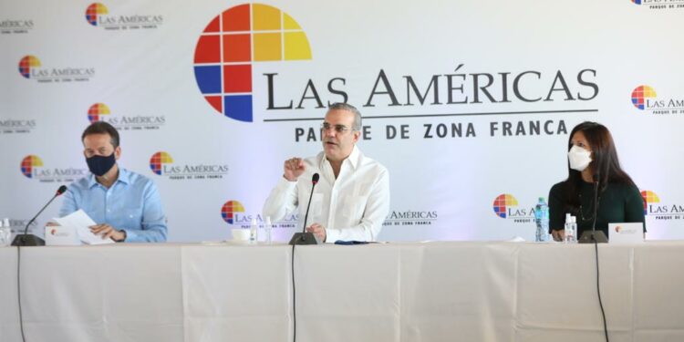 Abinader encabeza inicio ampliación zonas francas Las Américas