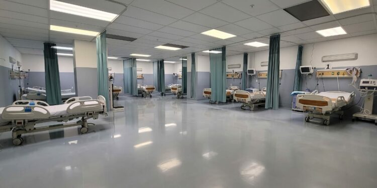 Más UCI y ventiladores para atender demanda por COVID-19 Marcelino Vélez