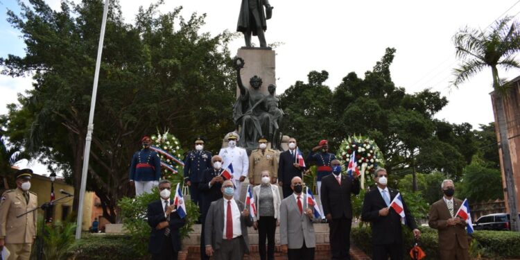 Reclaman en acto a Duarte inamovilidad de fechas patrias