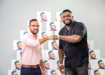 David Ortiz se estrenó como figura principal del lanzamiento de "El Artista Studio Works"
