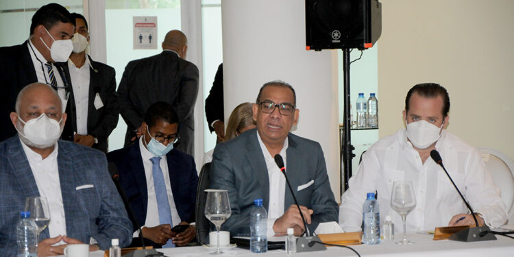 Planes del MOPC incluyen segundas etapas autopistas San Isidro y la Ecológica