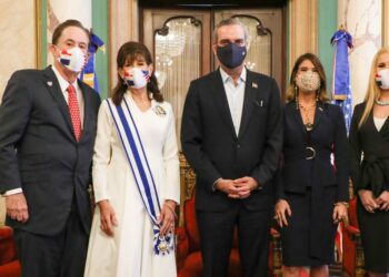 Abinader elogió rol diplomático de Robin Bernstein en RD