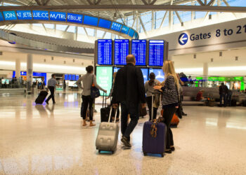 Pasajeros deberán hacerse pruebas del COVID-19 antes de volar hacia EEUU
