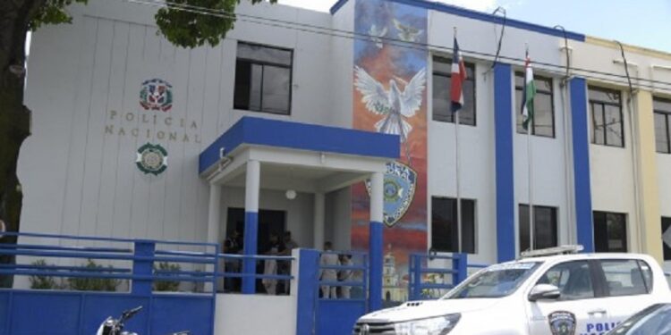 Tribunal deja libre tres jóvenes incendiaron motocicleta de la Policía