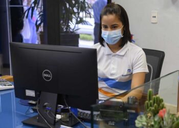 Sectores con teletrabajo se ven menos afectados por la pandemia