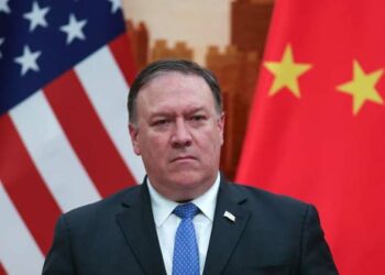 China devuelve la pelota; sanciona a Pompeo y otros 27 funcionarios de Trump