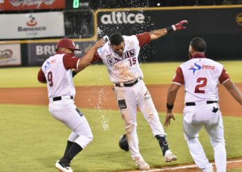 Los Gigantes a un triunfo para pasar a la final