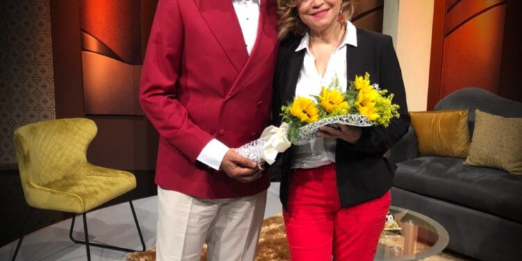 Clara Luz Lozano y Johnnie Mercedes, una pareja teatral en “Fiestas y Personalidades”