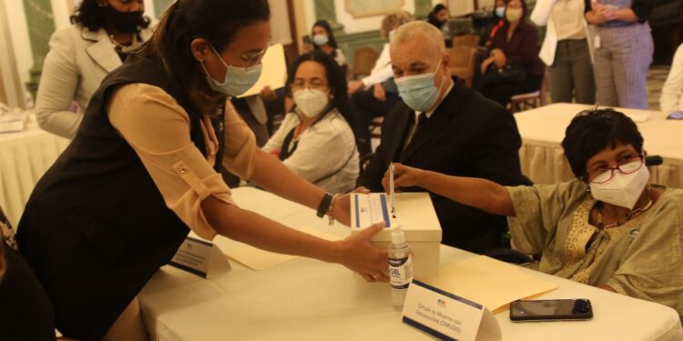 CONADIS elige integrantes de su Comité Ejecutivo