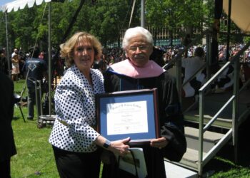 Celebridades en FL lamentan deceso Pacheco