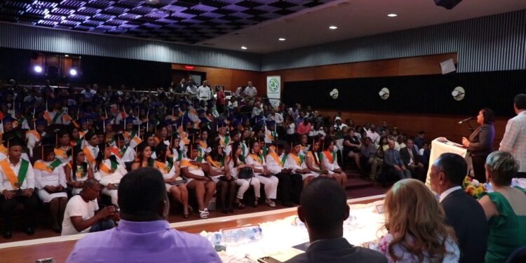 El poder del liderazgo femenino en el sector educativo