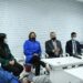 Médicos advierten pérdida de trabajo incrementa trastornos familiares y uso de redes sociales