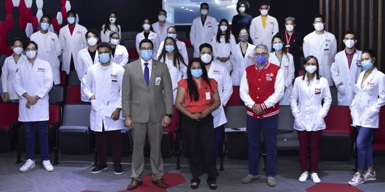 Salud Pública comienza a capacitar a estudiantes de Medicina para vacunar contra la COVID-19