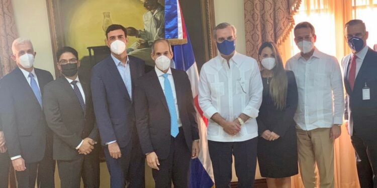 ASIEX y Presidente Abinader abordan prioridades para crecimiento de la Inversión Extranjera