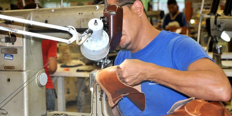 MICM y UE impulsan la certificación de 250 mipymes en normas de calidad