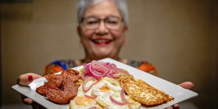 Xiomarita Pérez aclara sobre el Día Nacional del Mangú