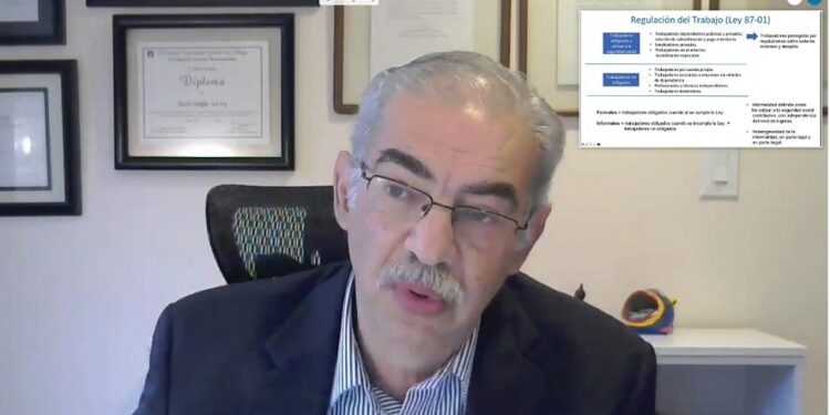 Experto PNUD considera que es un error confundir la informalidad con la pobreza