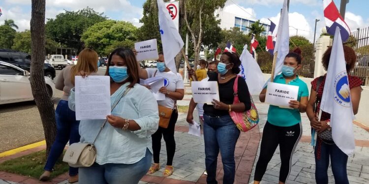 Mujeres del PRM llaman a legisladores a aprobar las 3 causales en el Código Penal