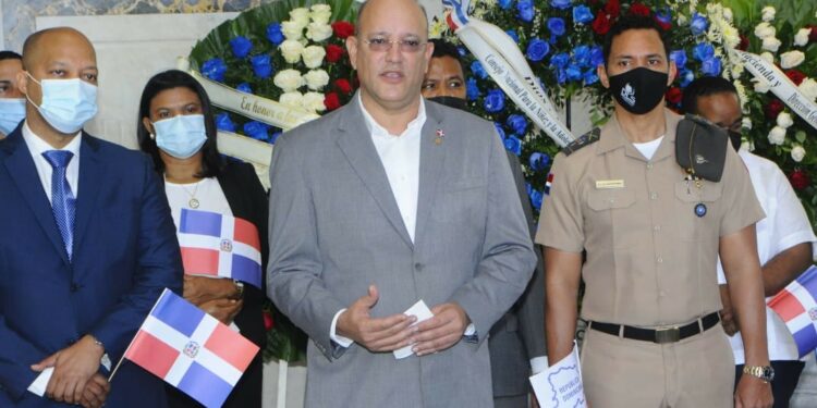 Rodríguez tiene meta alcanzar 30 mil empleos en zonas francas en el 2021