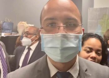 Santiaguero, Oswald Feliz, se convierte en el primer concejal dominicano en el Bronx