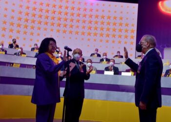 Danilo Medina dice sólo ejercerá por un período la presidencia del PLD