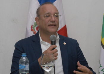 El director de Proindustria instala Mesa de Trabajo con sectores productivos de Monseñor Nouel