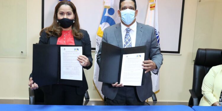 Contrataciones Públicas y el Ministerio de la Mujer promoverán equidad de género en compras públicas