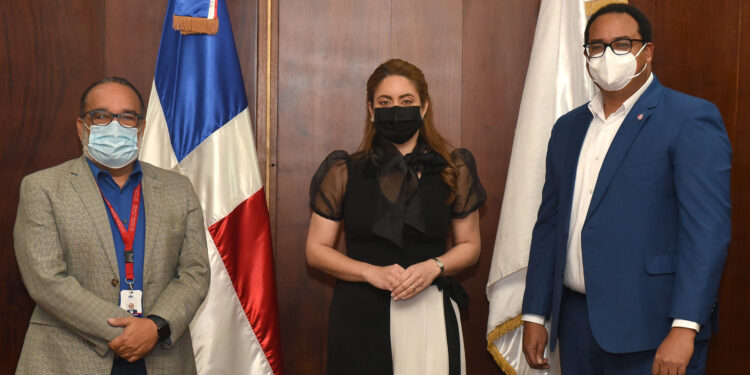 Crean Mesa de trabajo busca facilitar acceso a beneficiarios del Bono Luz