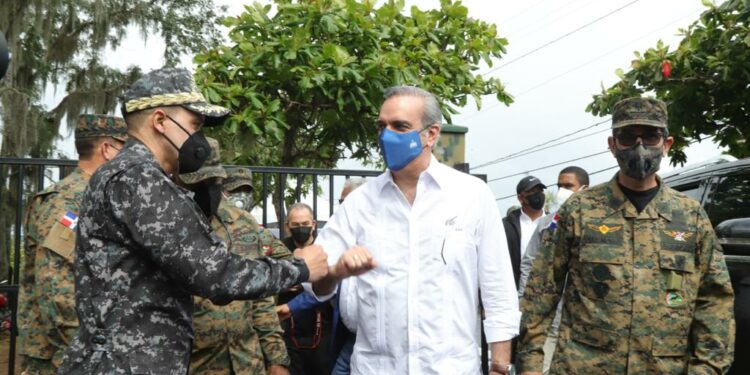 Abinader reinaugura fortaleza militar del Ejército en San José de las Matas de Santiago