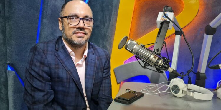 Chris Corcino cree R.D. requiere más habilidades matemáticas