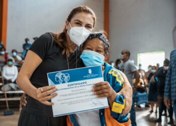 Alcaldía de la capital reconoce más de 900 servidoras en el Día de la Mujer