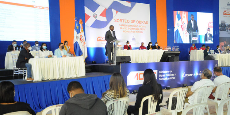 Antonio Marte apoya el plan de organización del tránsito de la  DIGESETT