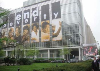 Premio Nobel y 100 expertos condenan demandas de corporaciones contra Argentina y Bolivia