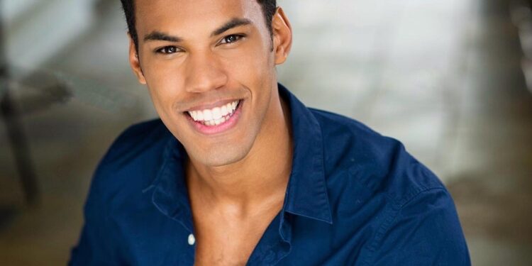 Dominicano se adueña de las pantallas del Times Square en Toronto, Canadá