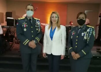 Policía Nacional reconoce 35 mujeres que son agentes de esa institución