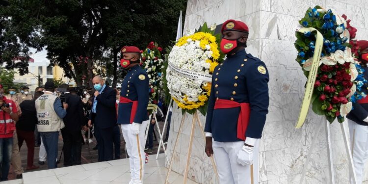 Comemoran en Santiago el 177 aniversario de la Batalla deel 30 de marzo