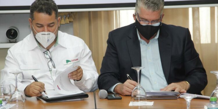 CONFENAGRO y la UESP ejecutarán proyectos productivos en el campo