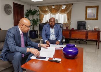 Ministro haitiano visita RD para motivar documentación en diáspora