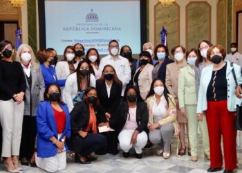 Gobierno informa de inicio de proyectos para generar empleos